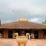 La Hotel Binh Thanh